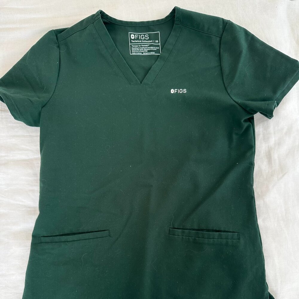 FIGS SET - Scrub Top + Basic Scrub Pants (XS/XS Petite)